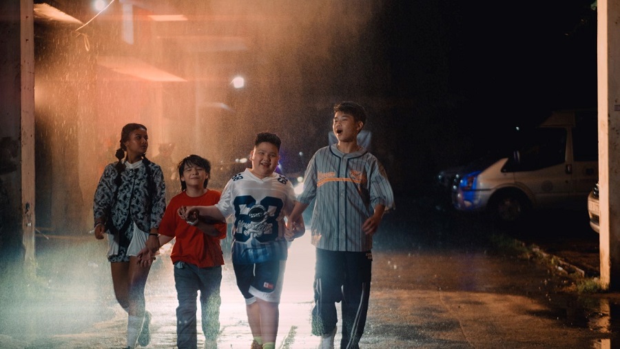 Cảnh trong phim “Mùa hè bất tận”. Cảnh trong phim “Mùa hè bất tận”.