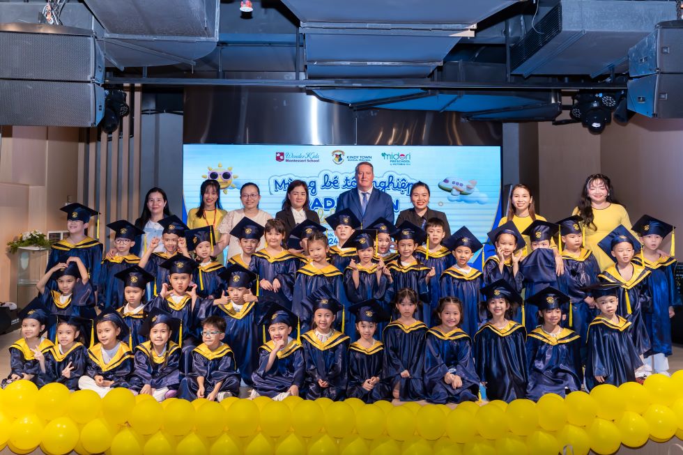 Lễ tổng kết của khối mầm non Victoria Preschool.
