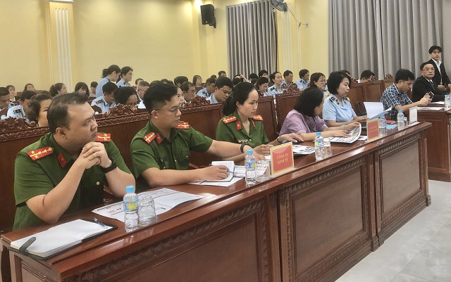 Đại biểu quan khách tham dự Hội nghị. Ảnh: Viết Hiền