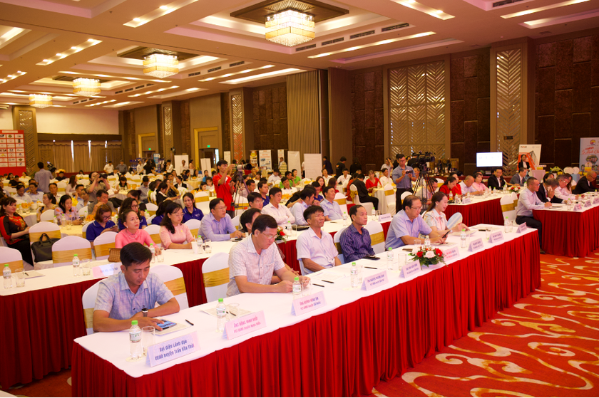 Hội nghị sẽ là cầu nối hiệu quả trong hoạt động xúc tiến đầu tư, thương mại và du lịch của địa phương. Hội nghị sẽ là cầu nối hiệu quả trong hoạt động xúc tiến đầu tư, thương mại và du lịch của địa phương.