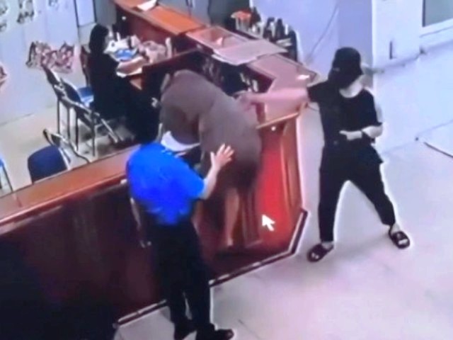 Bộ Y tế yêu cầu khẩn trương làm rõ vụ hành hung nhân viên y tế tại Bệnh viện Hữu nghị Đa khoa Nghệ An