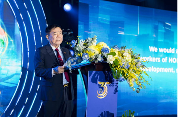 Ông Đoàn Hữu Thuận - Chủ tịch HĐQT HODECO phát biểu tại lễ kỷ niệm 35 năm thành lập