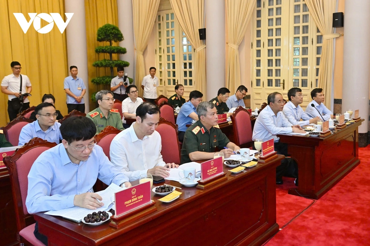 Các đại biểu dự Phiên họp thứ 6 Hội đồng Quốc phòng và An ninh, nhiệm kỳ 2021 - 2026