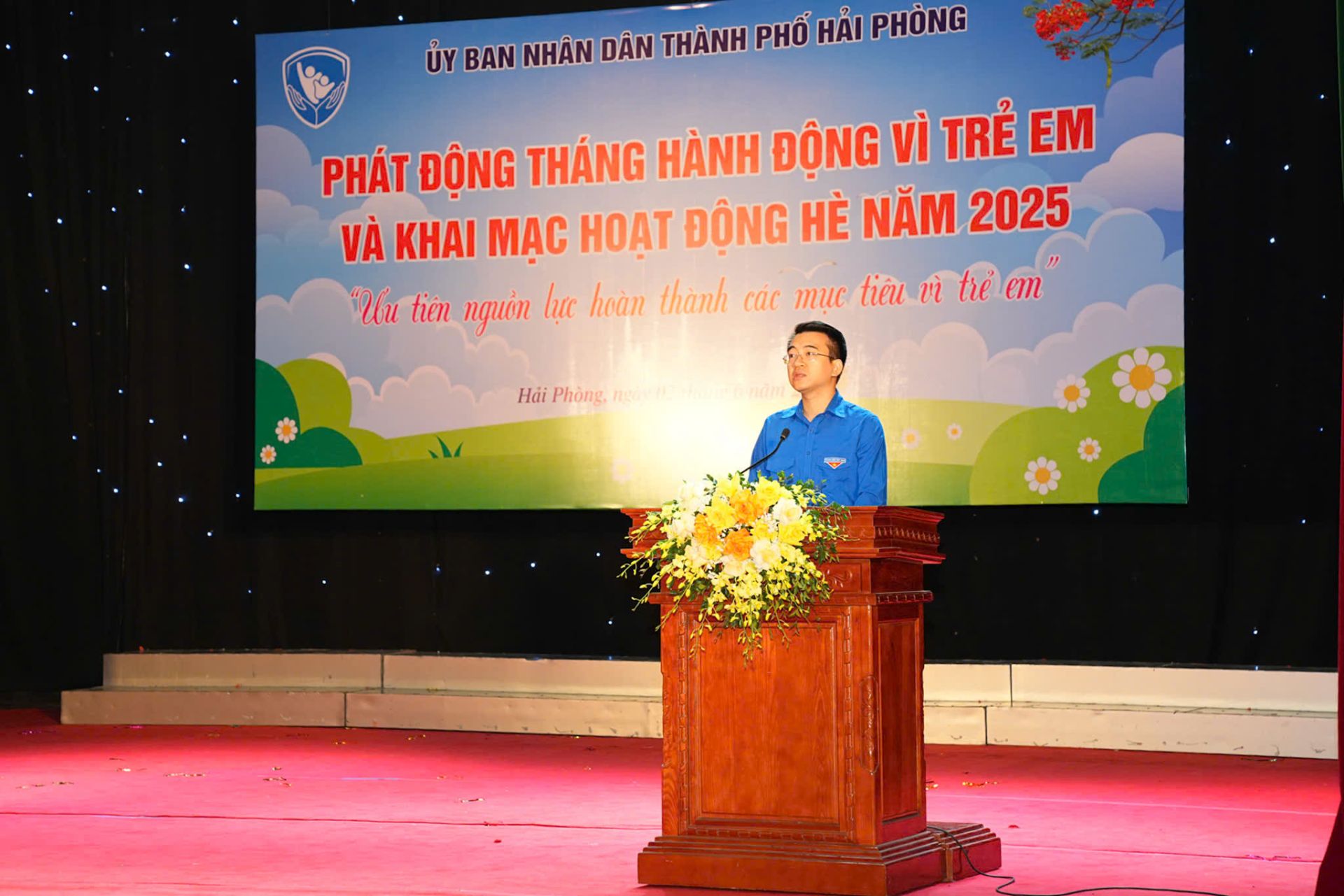 B&iacute; thư Th&agrave;nh đo&agrave;n Hải Ph&ograve;ng L&ecirc; Khắc Nguy&ecirc;n Anh ph&aacute;t biểu tại Chương tr&igrave;nh.