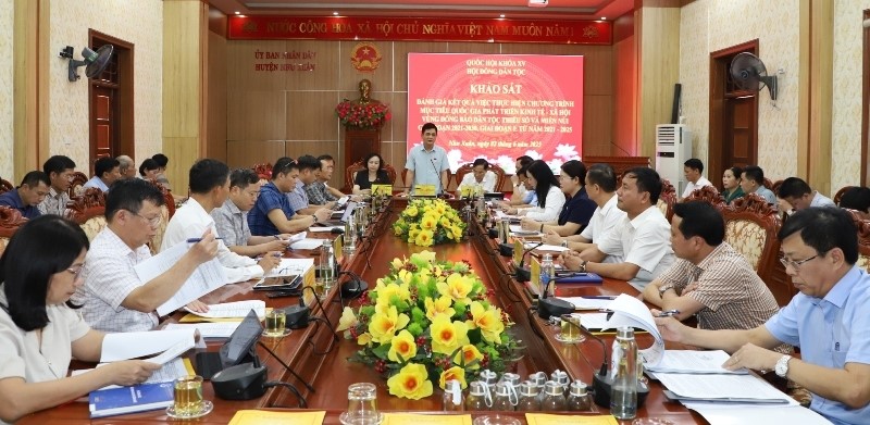 Toàn cảnh buổi làm việc