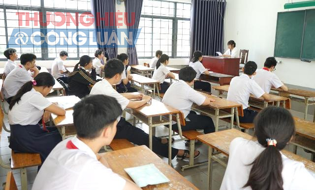 Đề thi toán vào lớp 10 thực tế, phù hợp xu hướng đổi mới, không hóc búa