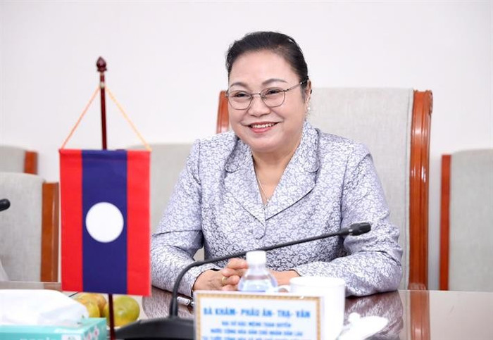 Đại sứ Đặc mệnh toàn quyền nước Cộng hòa dân chủ nhân dân Lào tại Việt Nam Khamphao Ernthavanh. Ảnh: MOET.