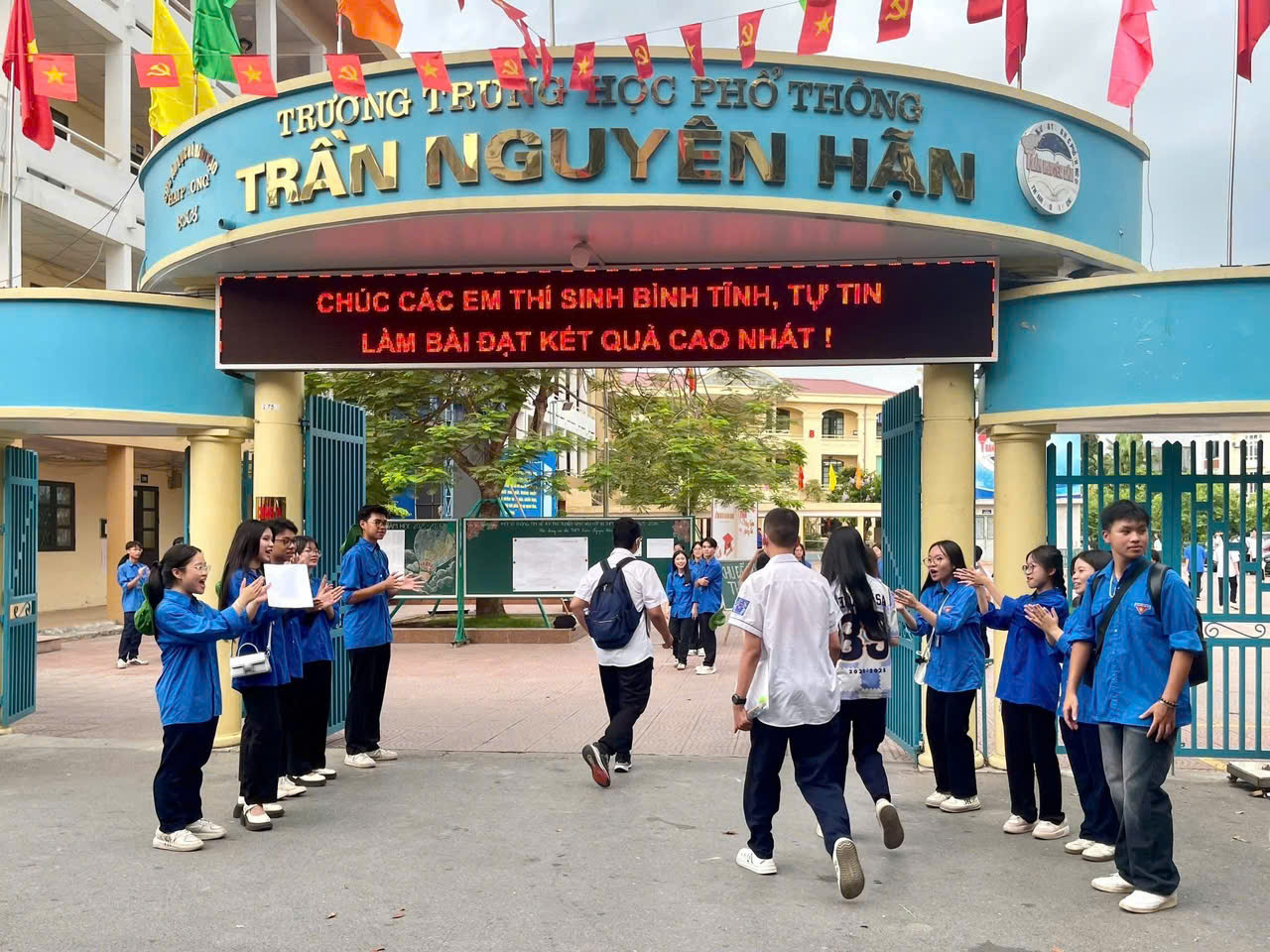 Gần 26.000 thí sinh bước vào kỳ thi tuyển sinh lớp 10 THPT công lập năm học 2025 -2026