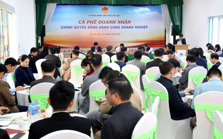 Thời gian qua, nhiều địa phương tổ chức chương trình "Cà phê doanh nhân" để lắng nghe, giải quyết các vướng mắc cho doanh nghiệp