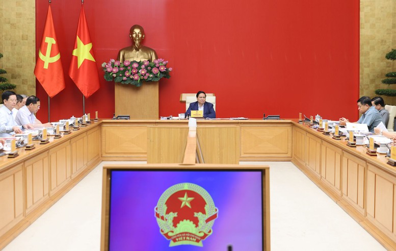 Thủ tướng nêu rõ, năm 2025, chúng ta tiếp tục tiết kiệm chi thường xuyên để dành thêm nguồn lực cho các dự án lớn, nhiệm vụ quan trọng Thủ tướng nêu rõ, năm 2025, chúng ta tiếp tục tiết kiệm chi thường xuyên để dành thêm nguồn lực cho các dự án lớn, nhiệm vụ quan trọng