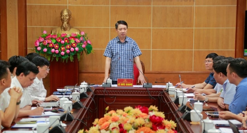 Phó Chủ tịch UBND tỉnh Lê Đức Giang phát biểu kết luận hội nghị.