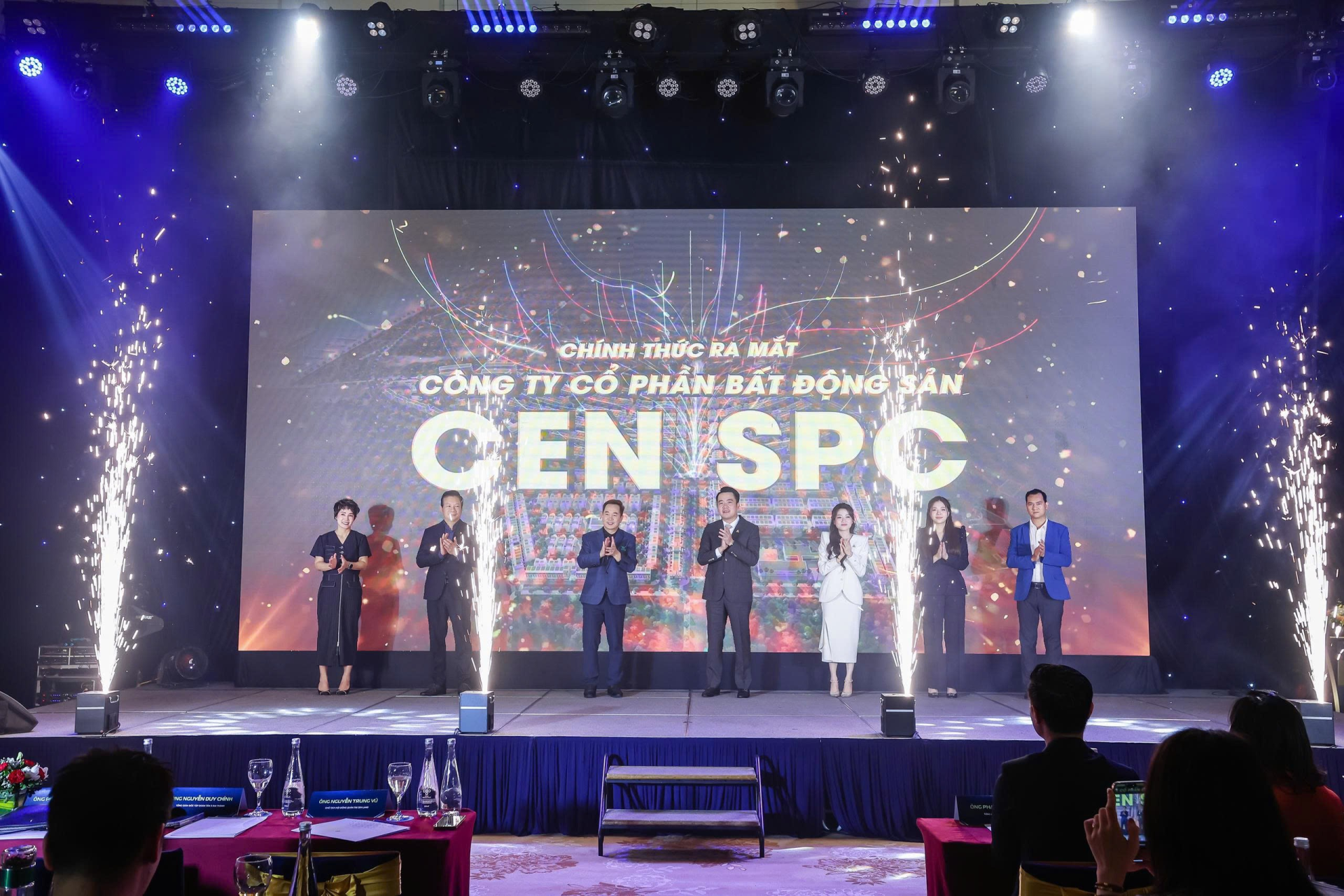 Cen SPC mở ra kỳ vọng cho một làn sóng cư dân văn minh, hiện đại đổ bộ về Meyhomes Capital Phú Quốc Cen SPC mở ra kỳ vọng cho một làn sóng cư dân văn minh, hiện đại đổ bộ về Meyhomes Capital Phú Quốc