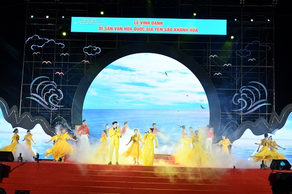 Chương trình nghệ thuật Yến sào Khánh Hòa vươn xa và tỏa sáng