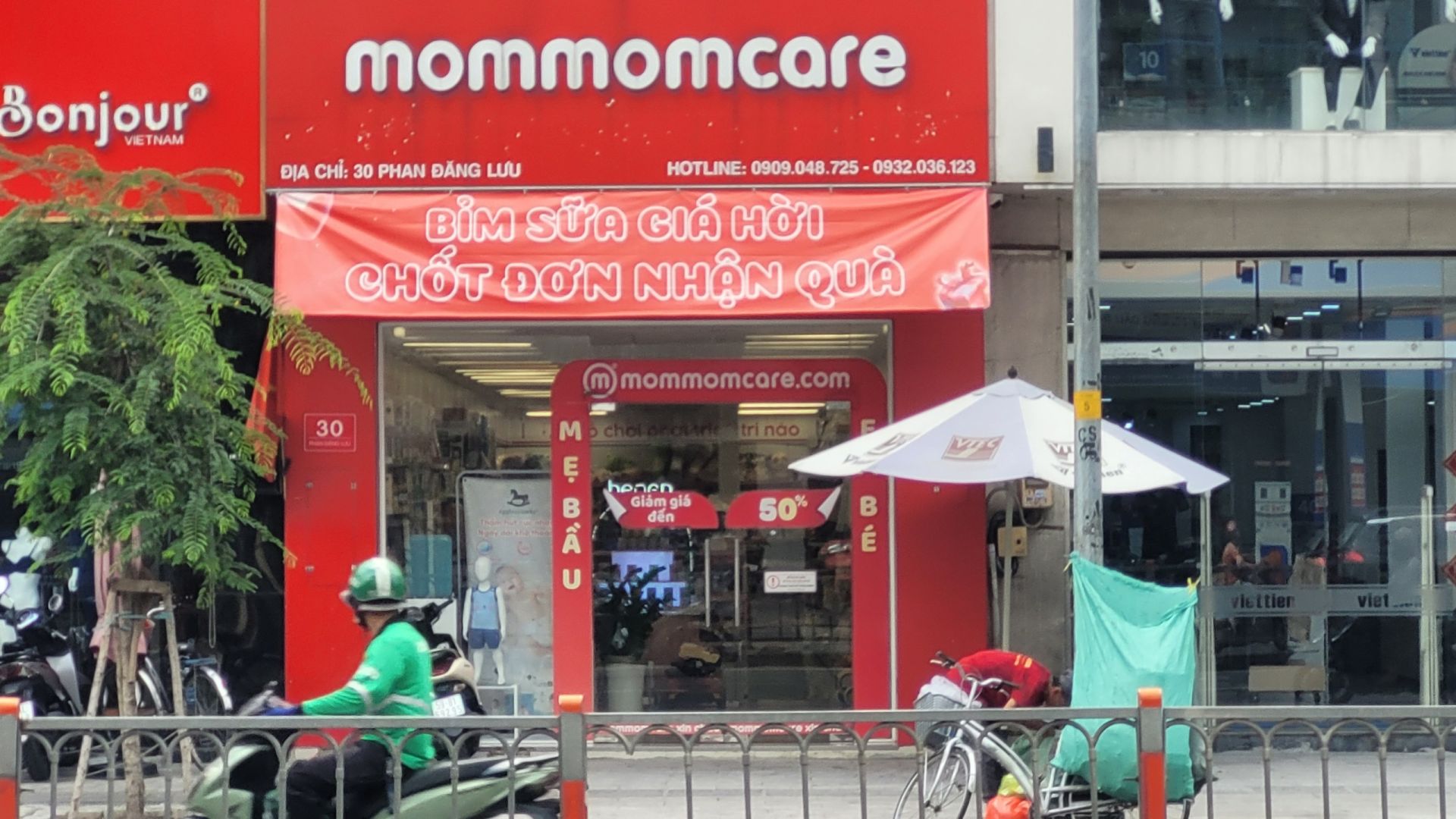 Cửa hàng Mommomcare địa chỉ số 30 Phan Đăng Lưu, phường 6, quận Bình Thạnh, TP. Hồ Chí Minh
