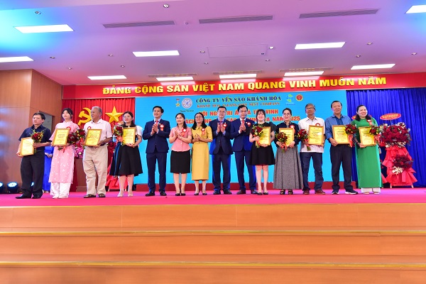 Tri ân cửa hàng liên kết tiêu biểu xuất sắc