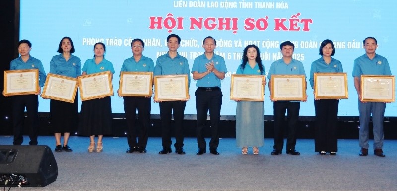 Thanh Hóa: Hội nghị sơ kết phong trào công nhân, viên chức, lao động