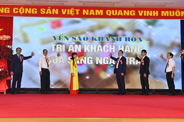 Lễ khởi động chương trình khuyến mãi tri ân khách hàng 