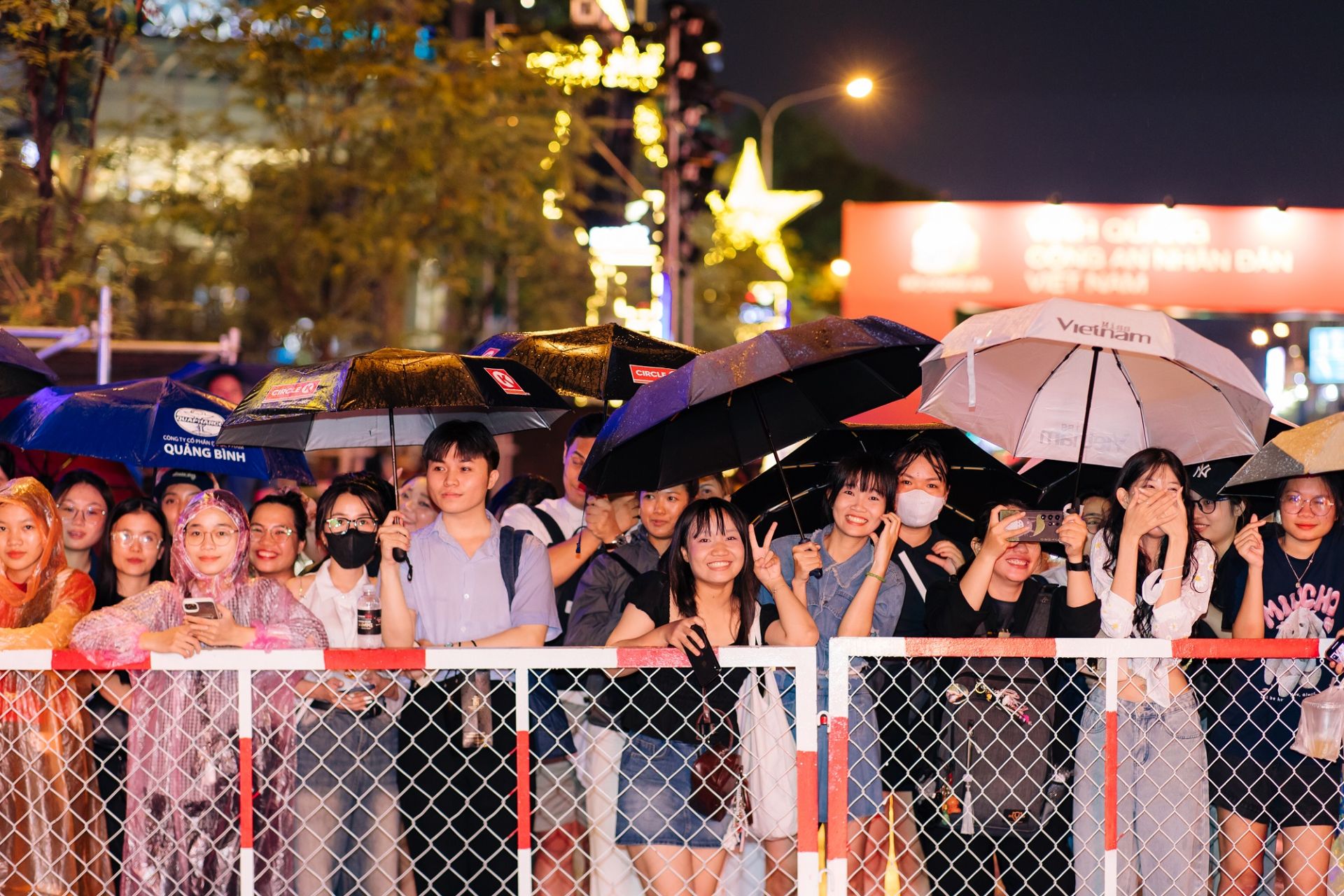 Du khách TP. Hồ Chí Minh hào hứng tham gia sự kiện