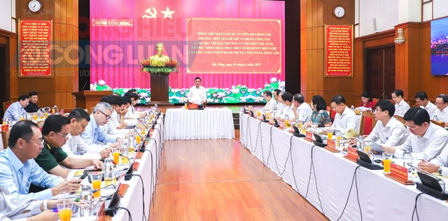 Thường trực Ban Bí thư Trần Cẩm Tú làm việc với thành phố Đà Nẵng về công tác nhân sự Thường trực Ban Bí thư Trần Cẩm Tú làm việc với thành phố Đà Nẵng về công tác nhân sự