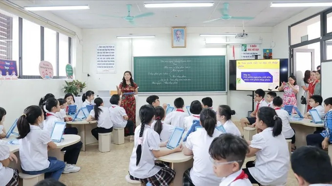 Chỉ thị tổ chức đồng bộ, hiệu quả việc dạy học 2 buổi/ngày và sinh hoạt hè cho trẻ em, học sinh