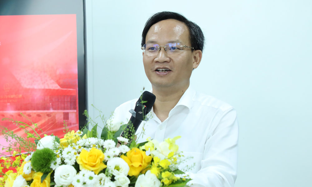 Đồng chí Phạm Văn Thịnh, Ủy viên Ban Thường vụ Tỉnh ủy, Phó Chủ tịch UBND tỉnh phát biểu tại buổi lễ.