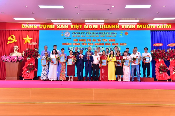 Tri ân Nhà phân phối nỗ lực tiêu biểu