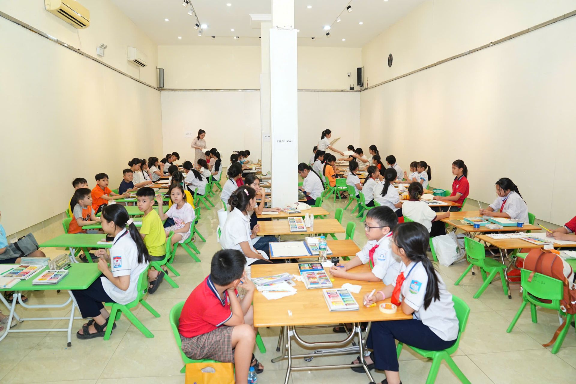Có 260 thí sinh (từ 4-15 tuổi) được tuyển chọn qua các vòng sơ khảo tham gia vòng chung khảo. Có 260 thí sinh (từ 4-15 tuổi) được tuyển chọn qua các vòng sơ khảo tham gia vòng chung khảo.