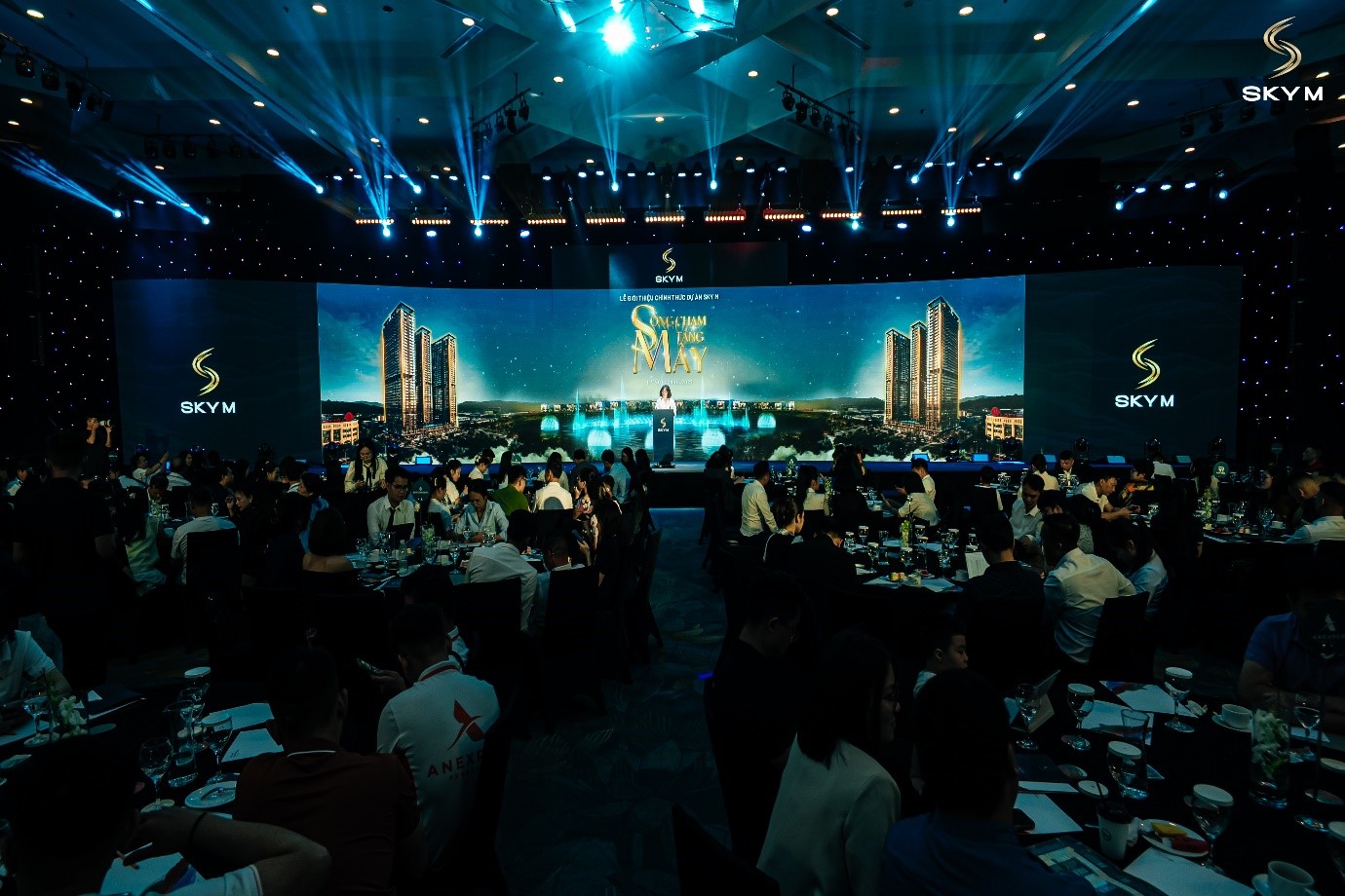 Phát biểu tại sự kiện, đại diện chủ đầu tư BIM Land chia sẻ: “Sự cộng hưởng giữa vị trí - tầm nhìn - dòng khách du lịch đang tăng trưởng giúp SkyM khác biệt và bền vững về giá trị đầu tư”