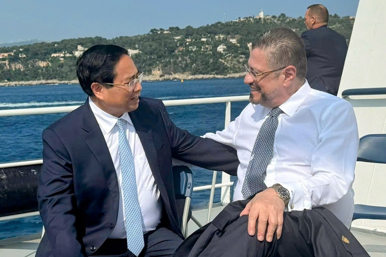 Tổng thống Costa Rica Rodrigo Chaves ngưỡng mộ sâu sắc và muốn tăng cường hợp tác với Việt Nam