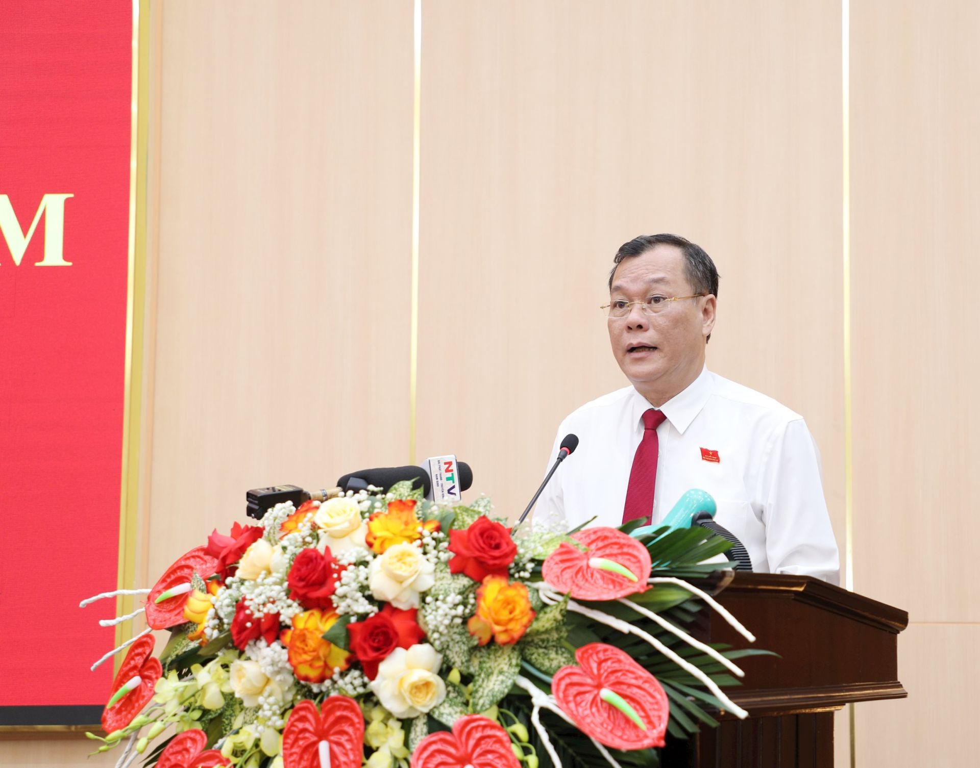 Phó Bí thư Thường trực Tỉnh ủy, Trưởng đoàn Đoàn đại biểu Quốc hội tỉnh, Chủ tịch HĐND tỉnh Nam Định Lê Quốc Chỉnh Phó Bí thư Thường trực Tỉnh ủy, Trưởng đoàn Đoàn đại biểu Quốc hội tỉnh, Chủ tịch HĐND tỉnh Nam Định Lê Quốc Chỉnh