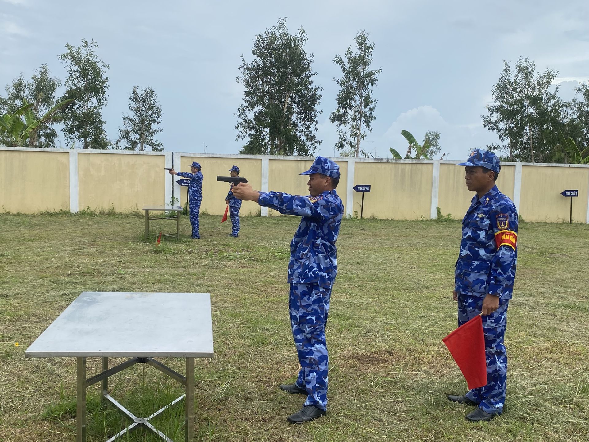 Thực hành bắn đạn thật