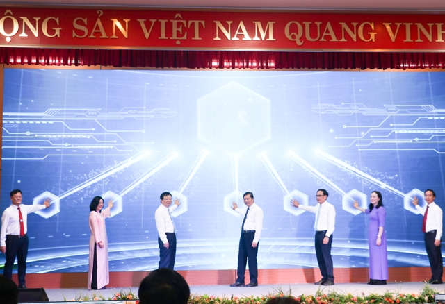 Nghệ An phát động phong trào “Bình dân học vụ số”