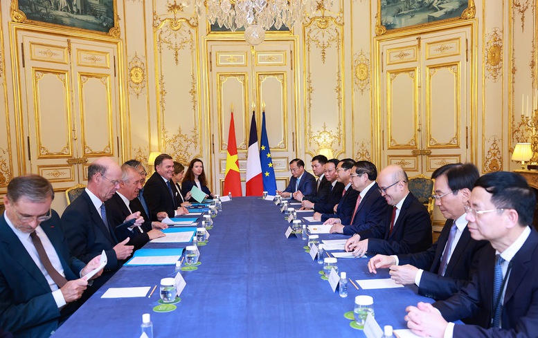 Thủ tướng Phạm Minh Chính hội đàm với Thủ tướng Pháp Francois Bayrou tại điện Matignon - Ảnh: VGP/Nhật Bắc Thủ tướng Phạm Minh Chính hội đàm với Thủ tướng Pháp Francois Bayrou tại điện Matignon - Ảnh: VGP/Nhật Bắc