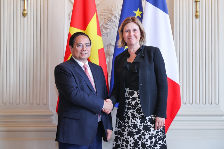 Thủ tướng Phạm Minh Chính và Chủ tịch Quốc hội Pháp Yael Braun-Pivet - Ảnh: VGP/Nhật Bắc Thủ tướng Phạm Minh Chính và Chủ tịch Quốc hội Pháp Yael Braun-Pivet - Ảnh: VGP/Nhật Bắc