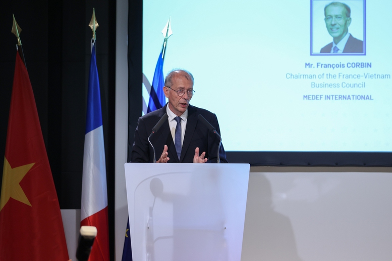 Ngài François Corbin, Chủ tịch Hội đồng doanh nghiệp Pháp-Việt của MEDEF International bày tỏ ngưỡng mộ tăng trưởng cao trong nhiều thập kỷ qua của Việt Nam - Ảnh: VGP/Nhật Bắc