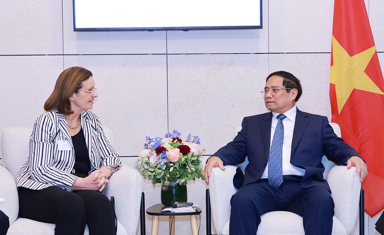 Thủ tướng Phạm Minh Chính tiếp lãnh đạo tập đoàn công nghệ Thales - Ảnh: VGP/Nhật Bắc Thủ tướng Phạm Minh Chính tiếp lãnh đạo tập đoàn công nghệ Thales - Ảnh: VGP/Nhật Bắc