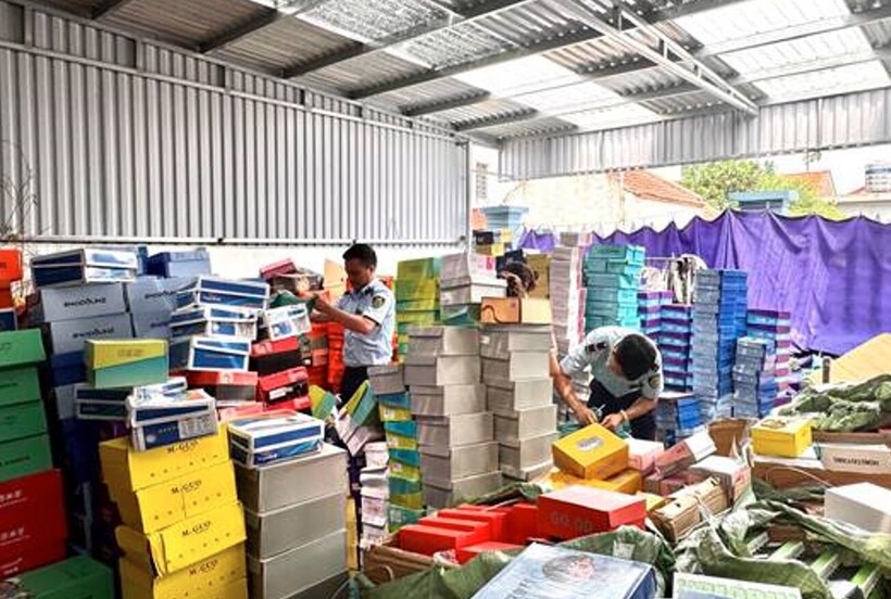 Ninh Bình: Thu giữ gần 5.000 sản phẩm trẻ em nhập lậu