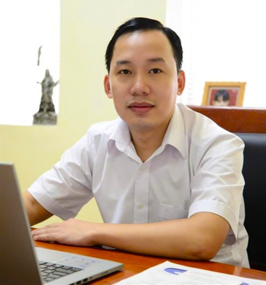 PGS.TS Trịnh Tiến Việt được giao giữ chức vụ quyền Hiệu trưởng Trường ĐH Luật - ĐH Quốc gia Hà Nội. PGS.TS Trịnh Tiến Việt được giao giữ chức vụ quyền Hiệu trưởng Trường ĐH Luật - ĐH Quốc gia Hà Nội.