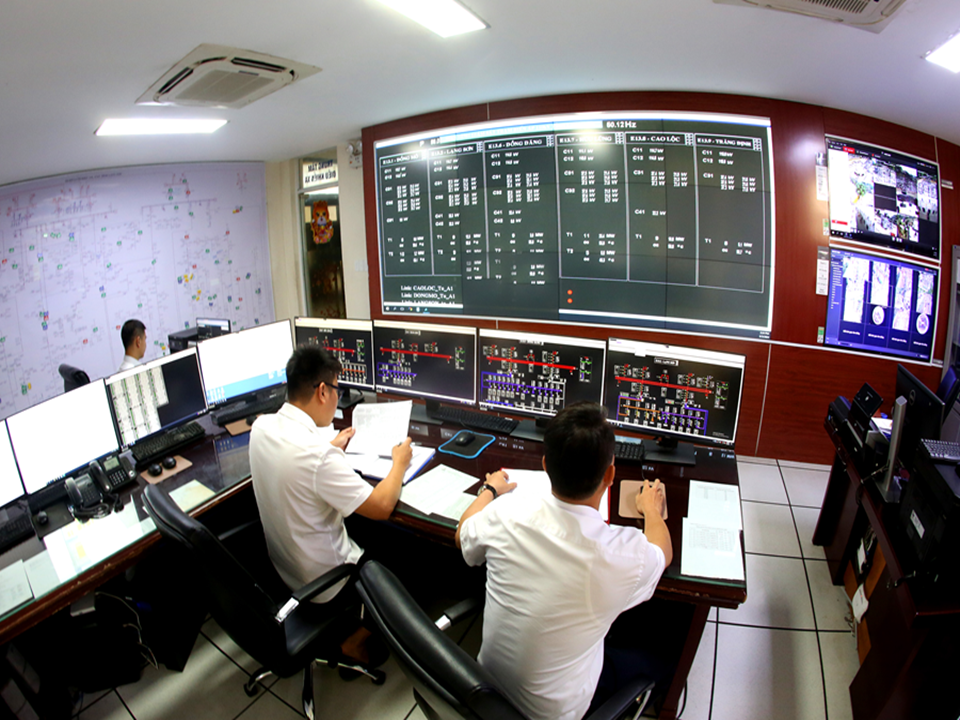 Nhờ chủ động và triển khai thực hiện hiệu quả các giải pháp công tác đảm bảo hành lang lưới điện trên địa bàn, đảm bảo cho việc vận hành lưới điện được an toàn, ổn định và liên tục