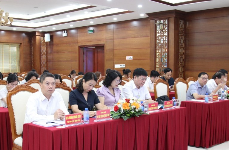 Các đại biểu tham dự hội nghị