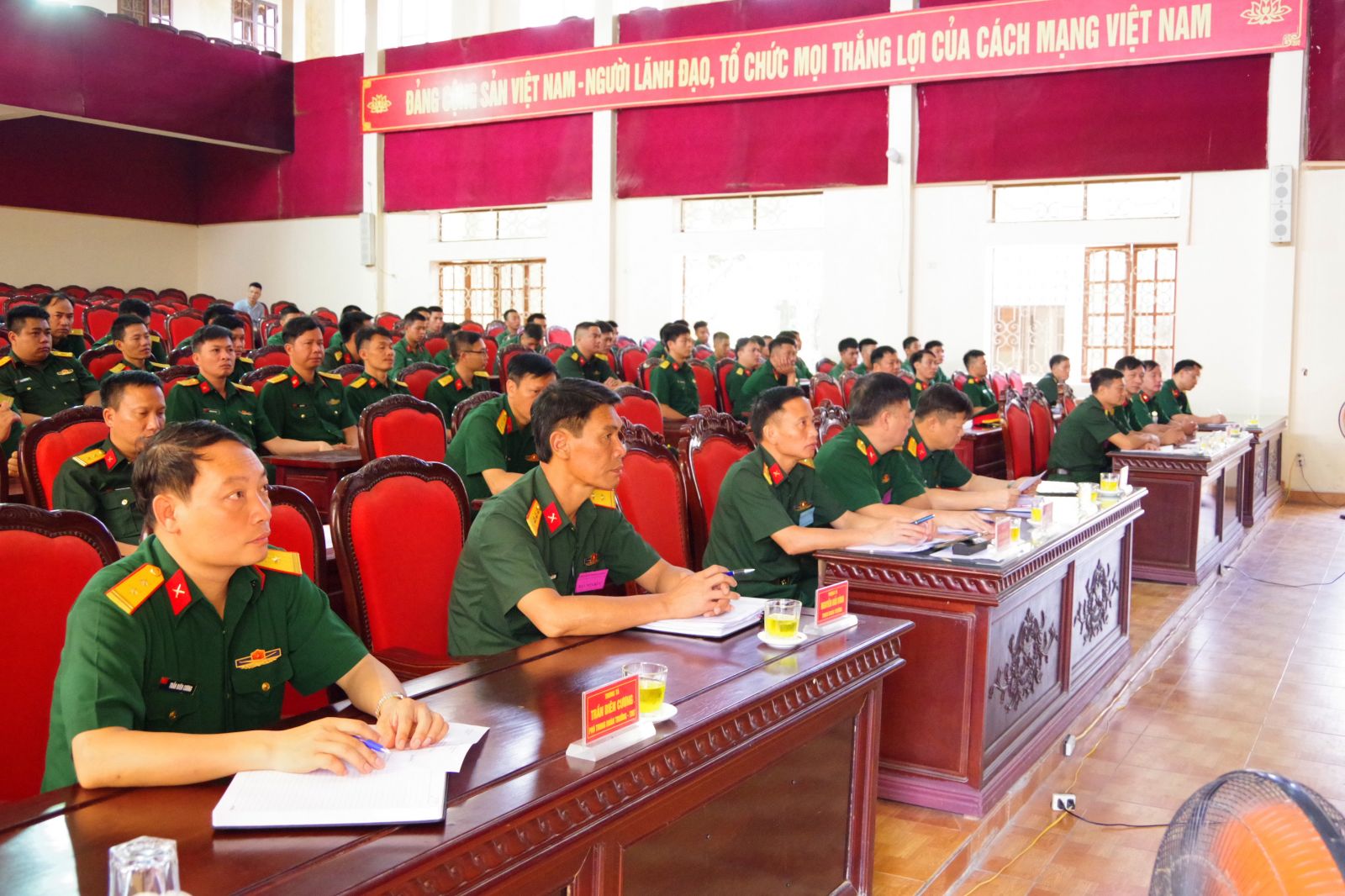 Các đại biểu tham dự lễ khai mạc hội thi. Các đại biểu tham dự lễ khai mạc hội thi.