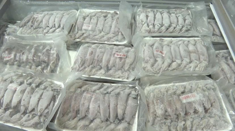 Hiện số nội tạng, thịt động vật không rõ nguồn gốc nói trên đã bị tạm giữ để phục vụ công tác điều tra. Ảnh: Công an