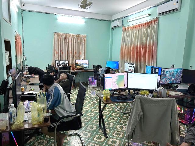 Triệt phá đường dây chiếm đoạt hơn 21.000 tài khoản thẻ tín dụng của người nước ngoài