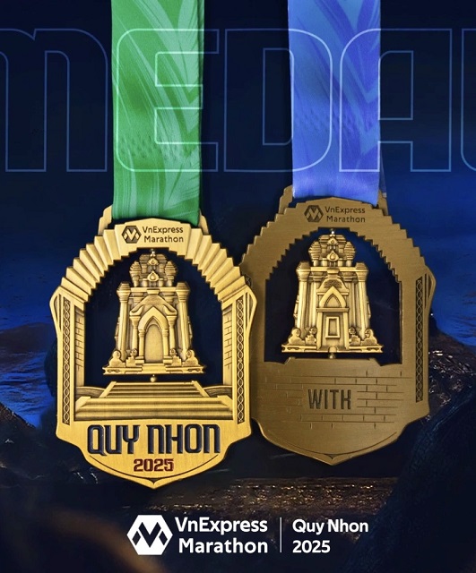 Độc đáo tấm Huy chương VnExpress Marathon Quy Nhơn 2025. Ảnh: BTC Độc đáo tấm Huy chương VnExpress Marathon Quy Nhơn 2025. Ảnh: BTC