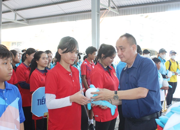 Hơn 200 VĐV tranh tài Giải vô địch Petanque trẻ, thiếu niên quốc gia 2025