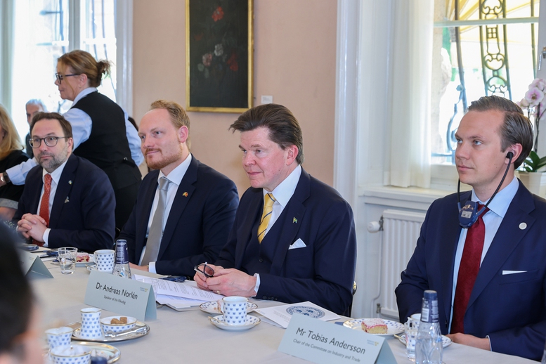 Chủ tịch Quốc hội Andreas Norlen khẳng định sẵn sàng hợp tác giúp Việt Nam thực hiện mục tiêu 100 năm trở thành nước phát triển có thu nhập cao vào năm 2045 - Ảnh: VGP/Nhật Bắc