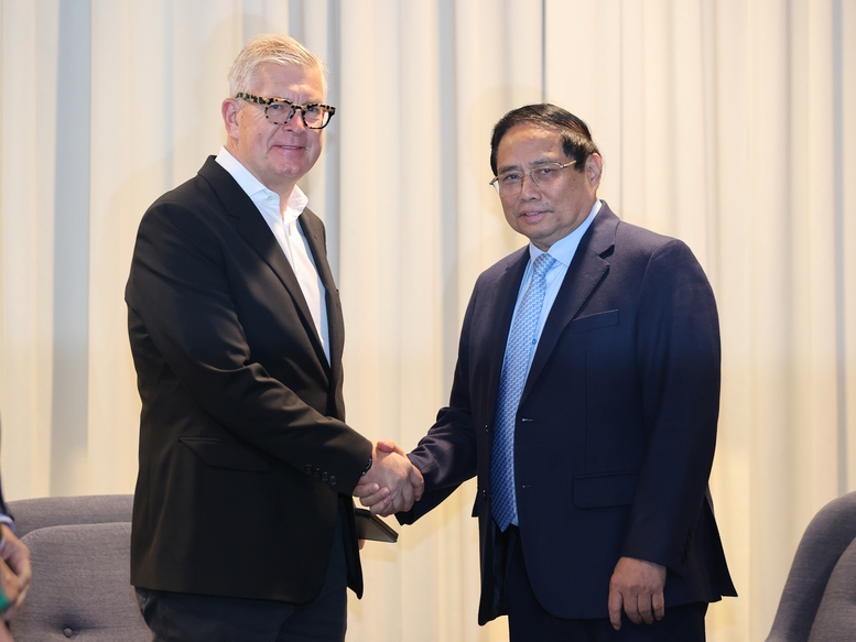 Tập đoàn Ericsson 'sẵn sàng giúp Việt Nam đi tắt đón đầu' trong số hóa