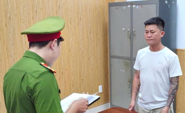 Phạm Công Lộc “trùm” đường dây cá độ hơn 2.000 tỷ đồng bị bắt khi từ Campuchia về Việt Nam