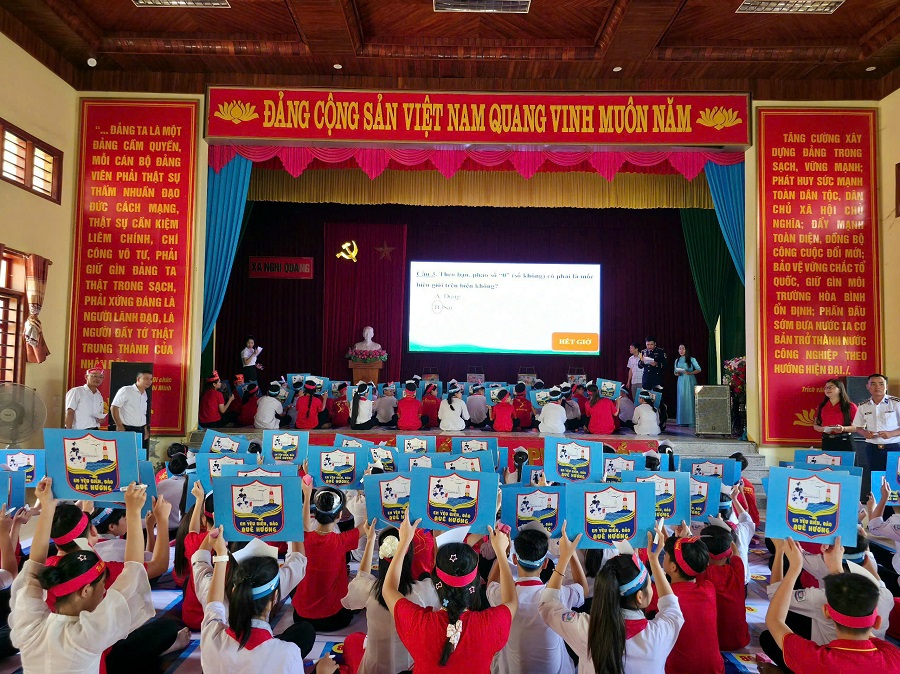 Tổ chức Cuộc thi “Em yêu biển đảo quê hương” cho học sinh khối Trung học cơ sở tại huyện Nghi Lộc, Nghệ An