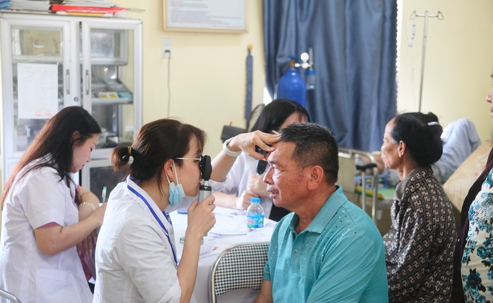 Hải Dương khám bệnh miễn phí cho người cao tuổi, gia đình chính sách